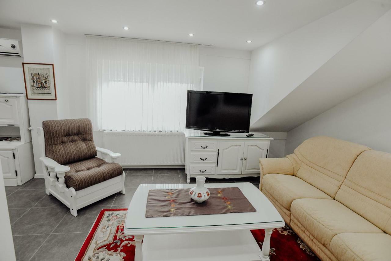 Apartman Slavonia Dakovo Exterior foto